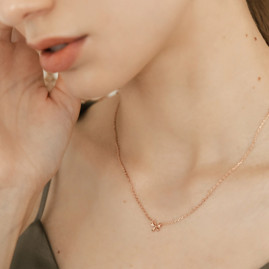 Rose Gold Bow Necklace