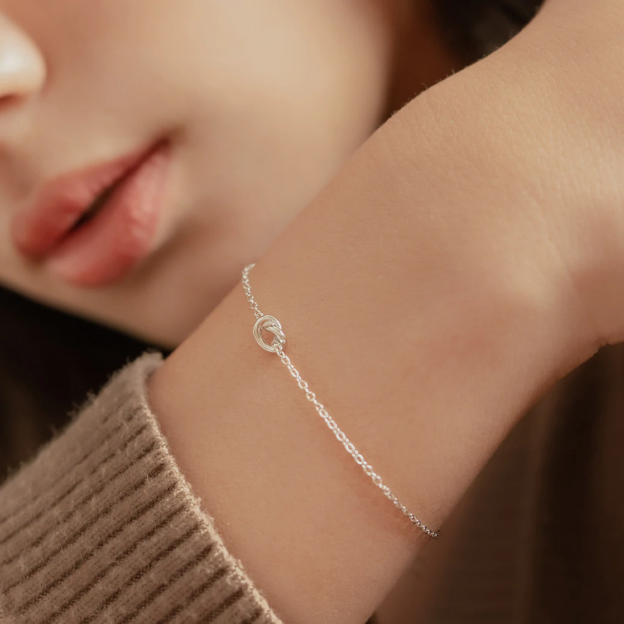 925 Silver Love Knot Bracelet