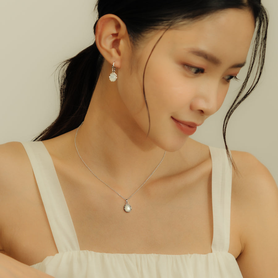 925 Silver Noemi Mother of Pearl Necklace