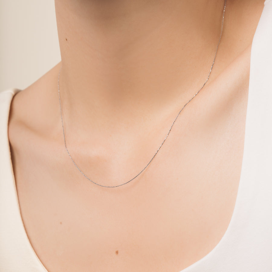 10k White Gold Basic Chain