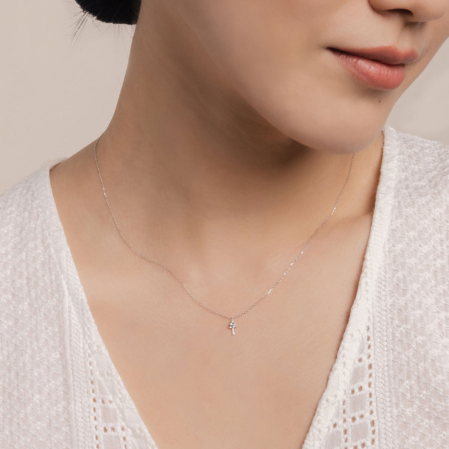 14k White Gold Keyna White Topaz Necklace