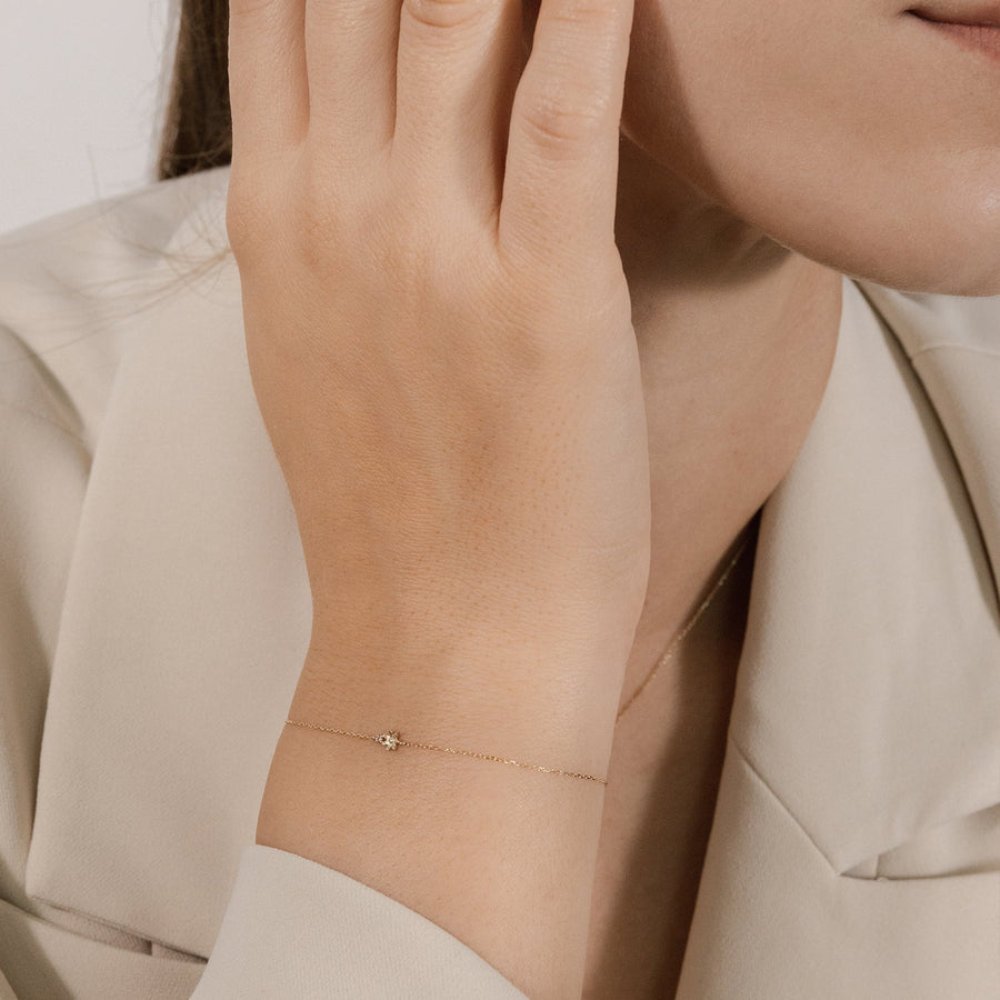14k Gold Diamond Daisy Bracelet
