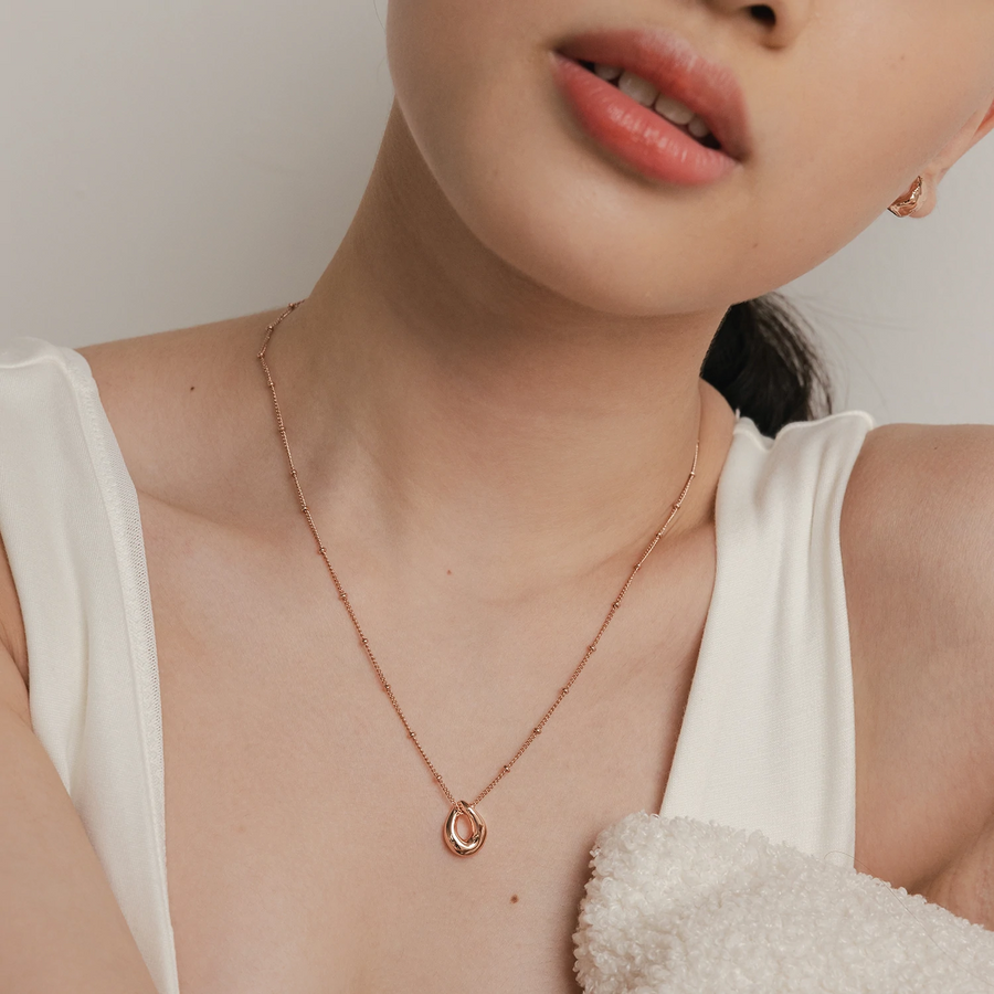 Rose Gold Grace Necklace
