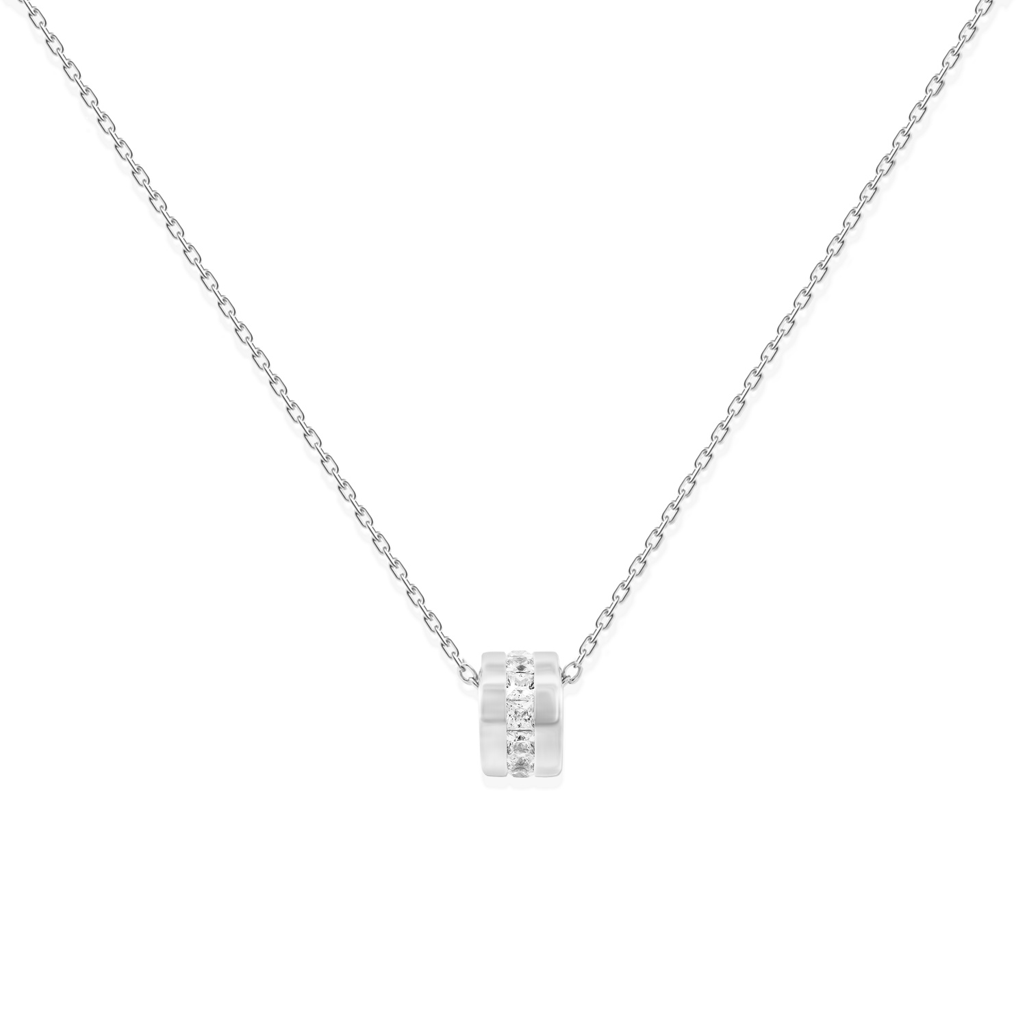 Minimalist and classic necklace in silver with cubic zirconia