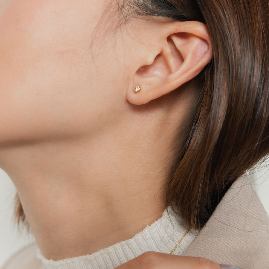 Gold Basic Heart Cubic Studs