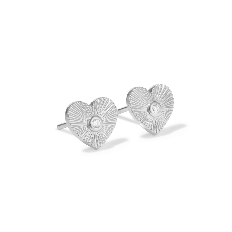 Charming and romantic heart shaped earrings in silver with cubic zirconia