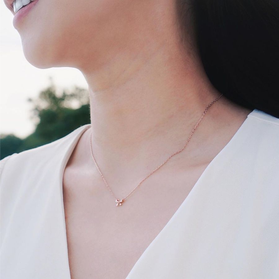 Rose Gold Bow Necklace