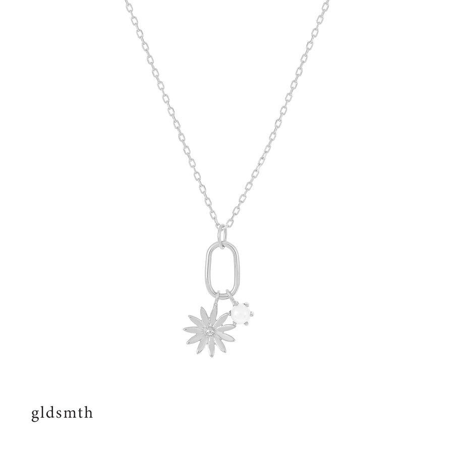 14k White Gold Daisy Pearl Necklace