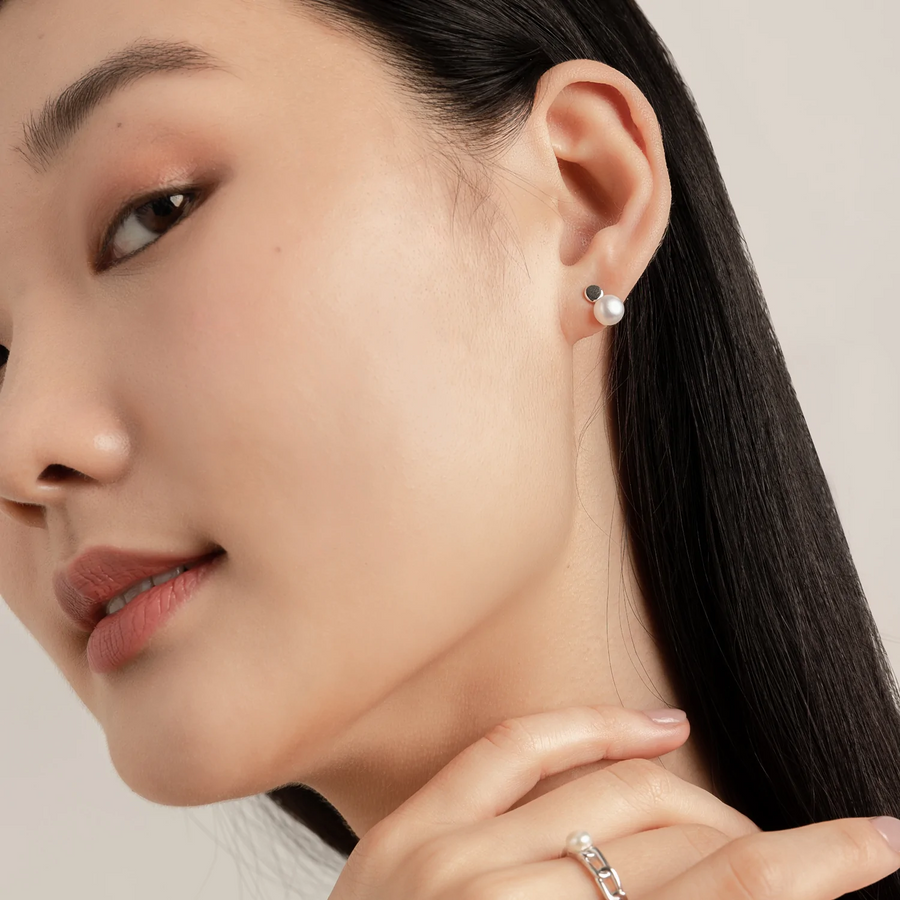 925 Silver Meredith Pearl Studs