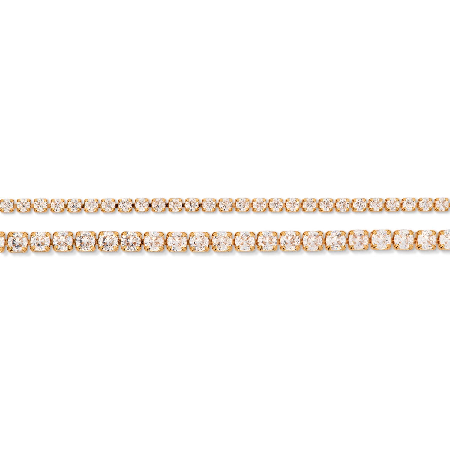 Elegant and bold bracelet. Gold tennis bracelet set with cubic zirconia stones.