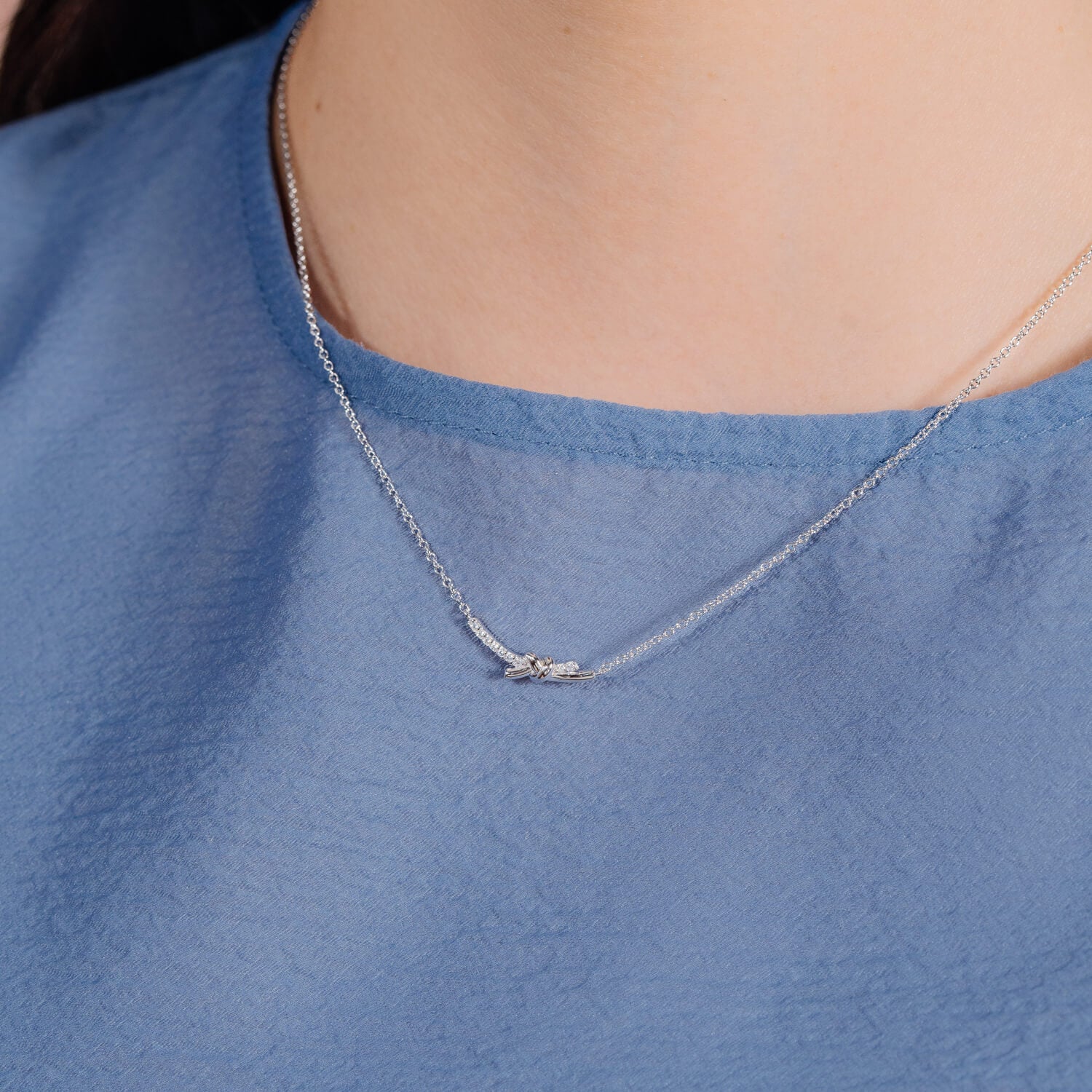 ファッション雑貨・小物その他 +DEINET+ KNOT LOGO RING IN SILVER KDBYM4S32110400F ネイティブ刺繍ミドルスニーカー / スニーカー | エスニック