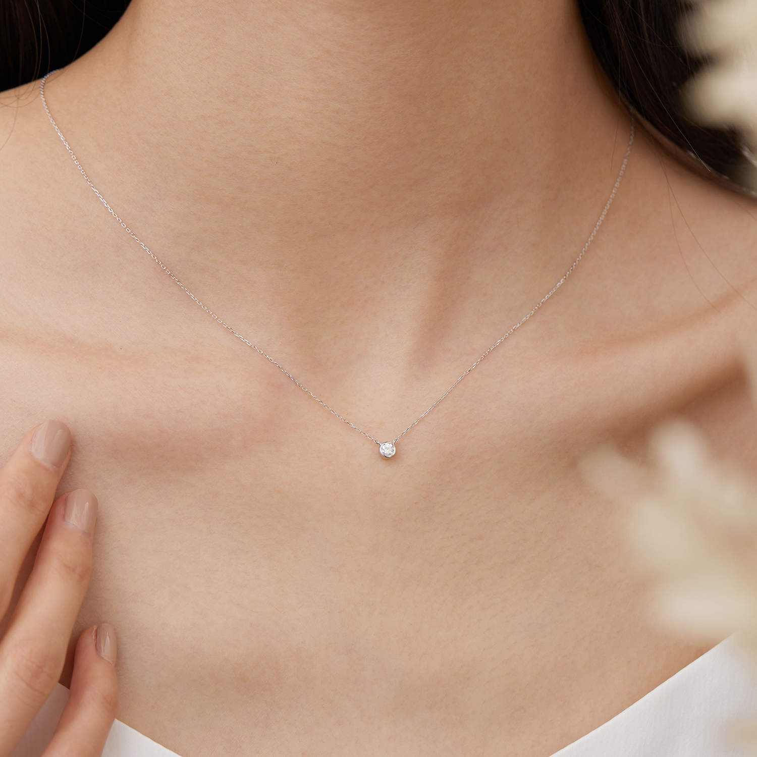Pandora Era Lab-grown Diamond Bezel Pendant Necklace 0.15 carat tw 14k Gold  | Gold | Pandora US