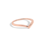 Elegant and classy double ring set in rose gold.
