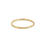 Minimalist and classy ring in vermeil gold.