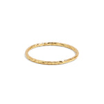 Minimalist and classy ring in vermeil gold.