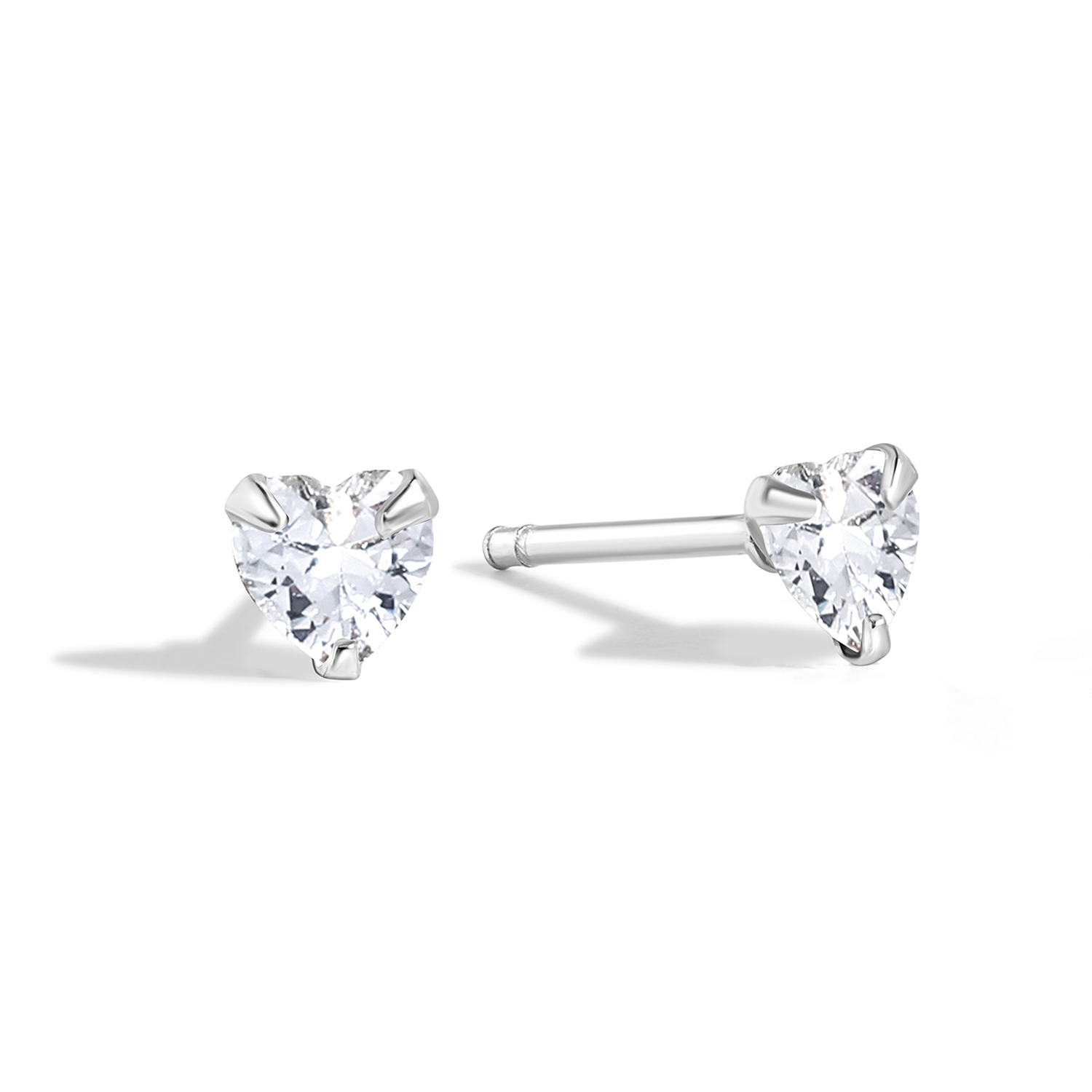 Delicate and dainty studs in 925 silver with cubic zirconia.