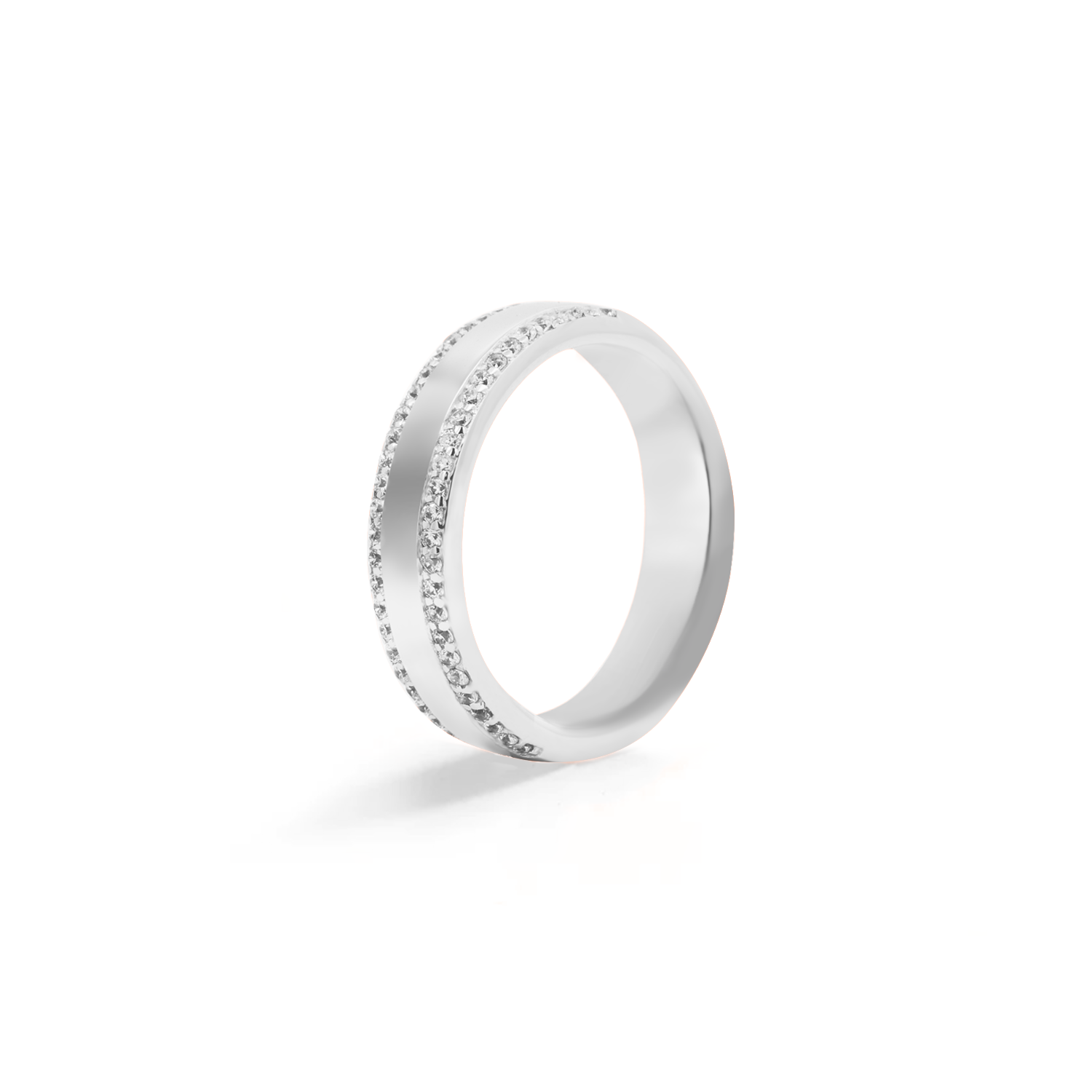 Image 295: Classic and elegant ring in silver with cubic zirconia.