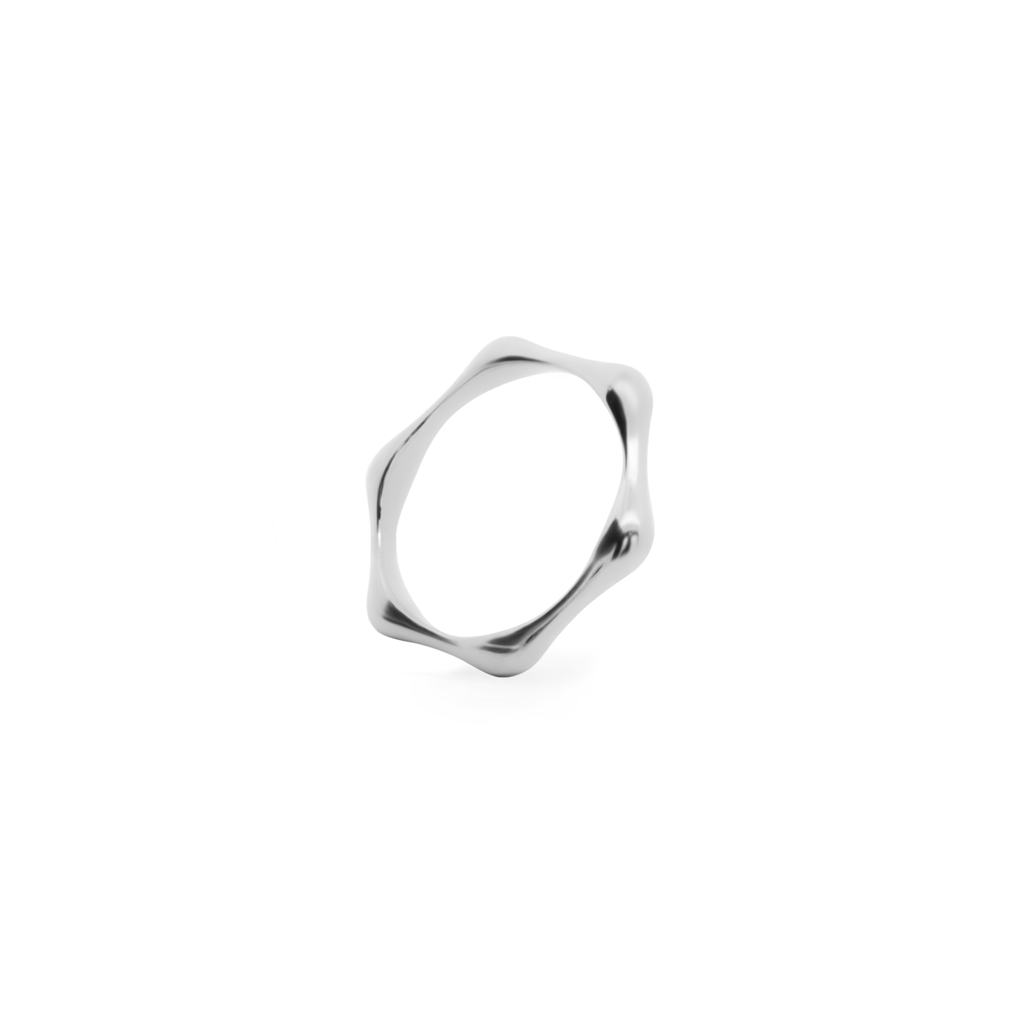 Minimalist and sleek ring in 925 silver.