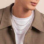 Model wears 925 silver elegant and minimalist necklace.