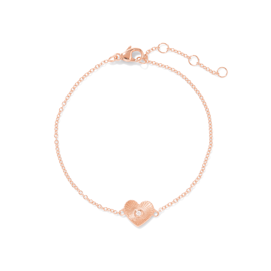 Charming and romantic heart shaped bracelet in rose gold with cubic zirconia