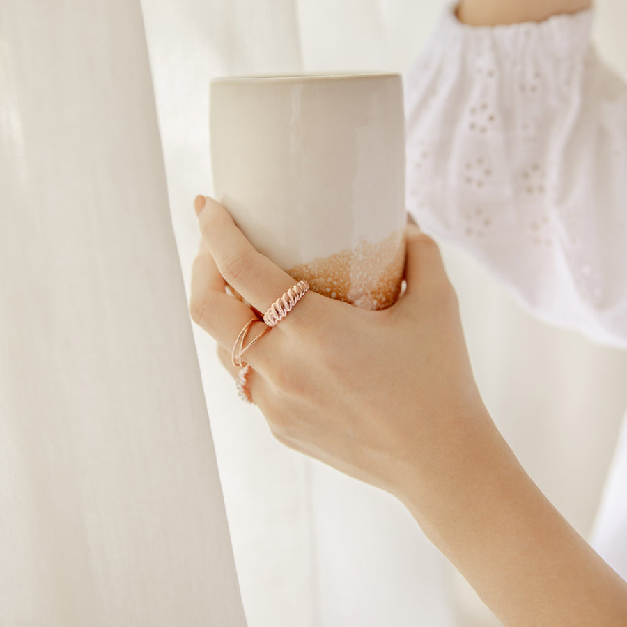 Rose Gold Twisted Rope Ring